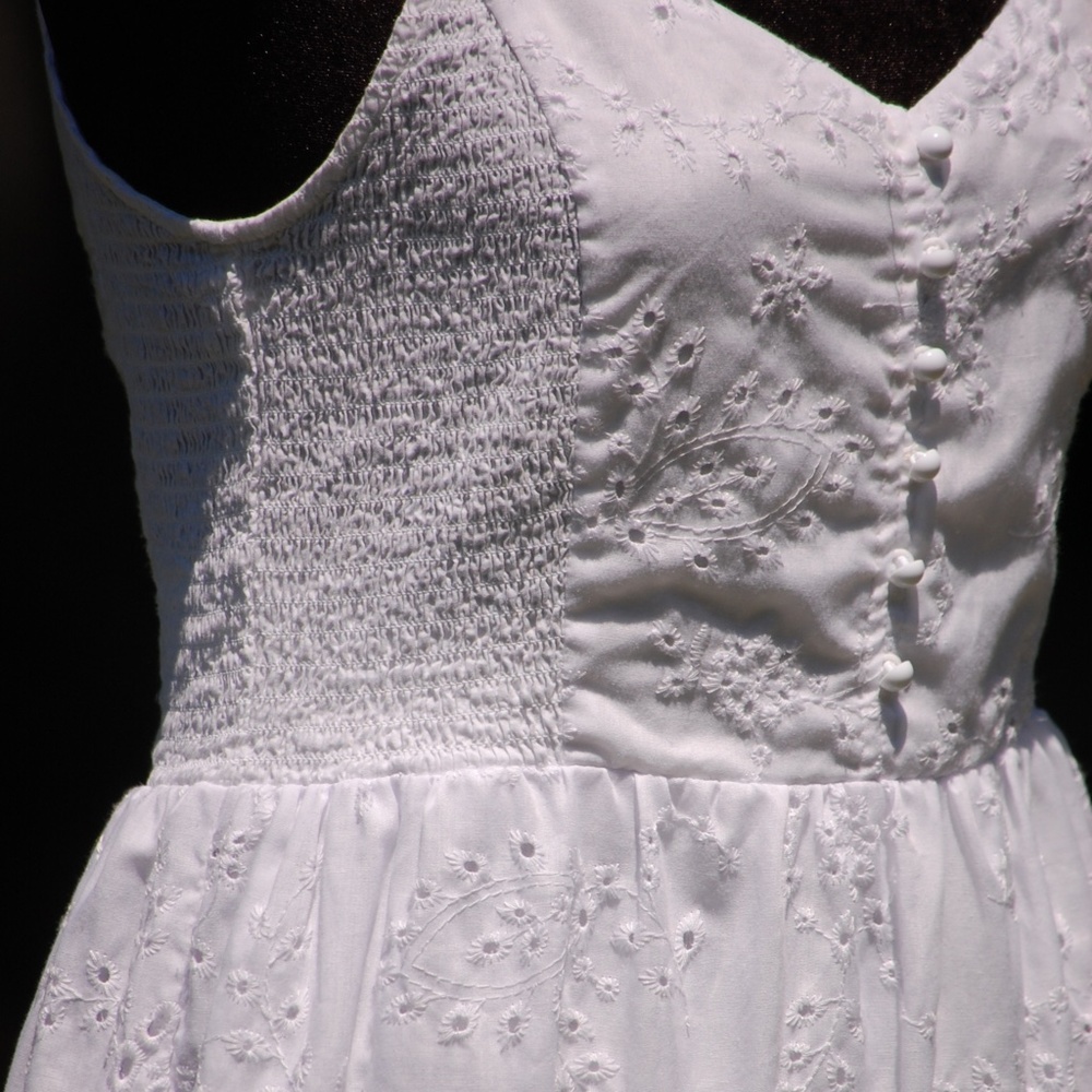 Riley & Rae Dress - Picture 5 of 5